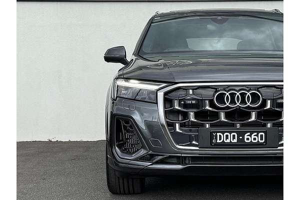 2024 Audi Q7 55 TFSI S line 4M