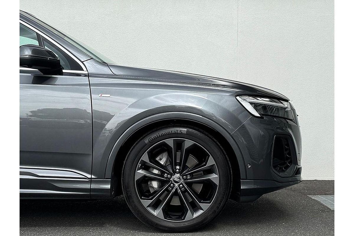 2024 Audi Q7 55 TFSI S line 4M