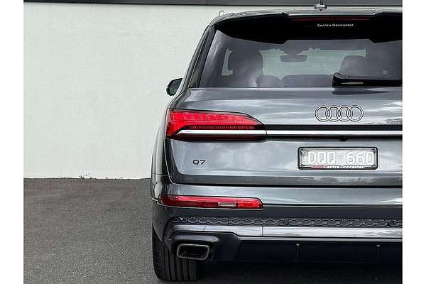 2024 Audi Q7 55 TFSI S line 4M