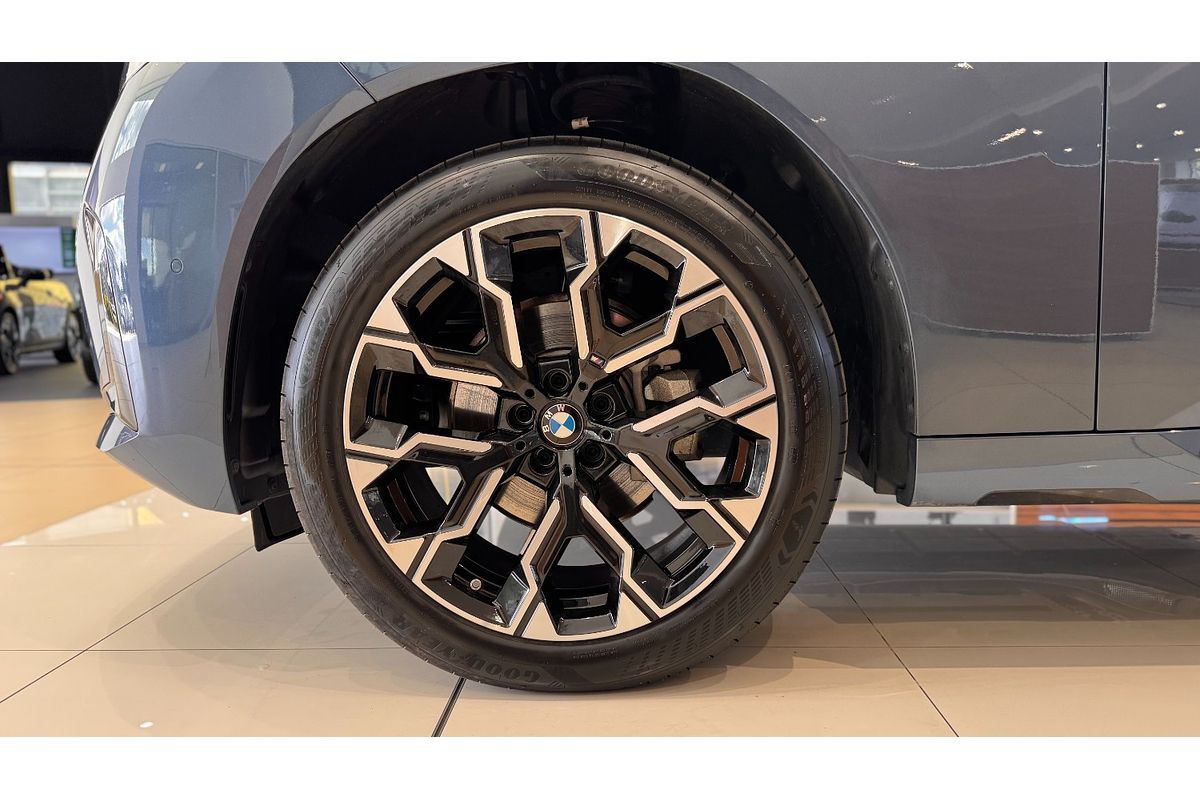 2025 BMW X3 20 xDrive G45