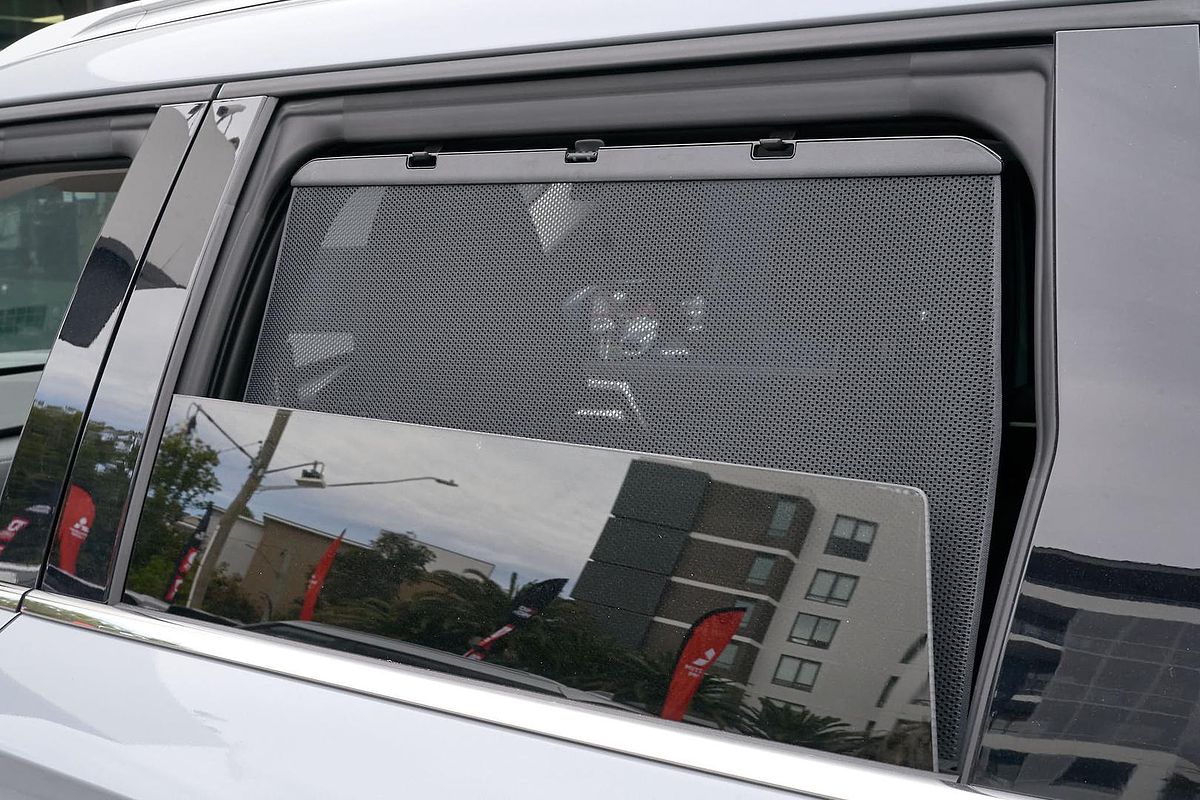 2025 Mitsubishi Outlander Exceed ZM