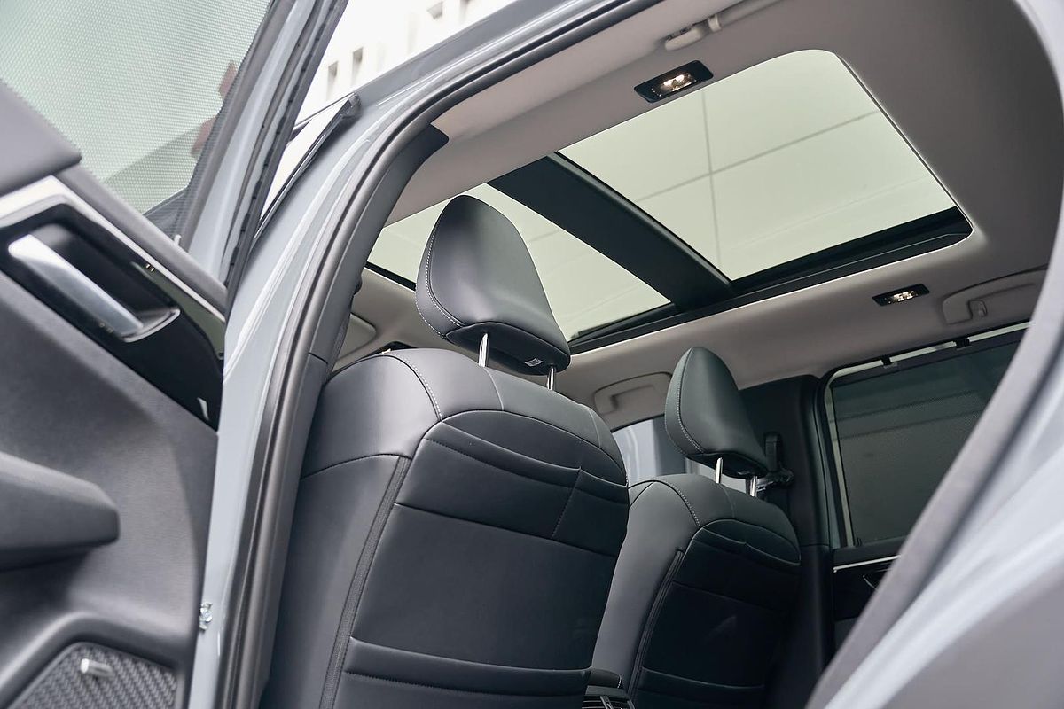 2025 Mitsubishi Outlander Exceed ZM