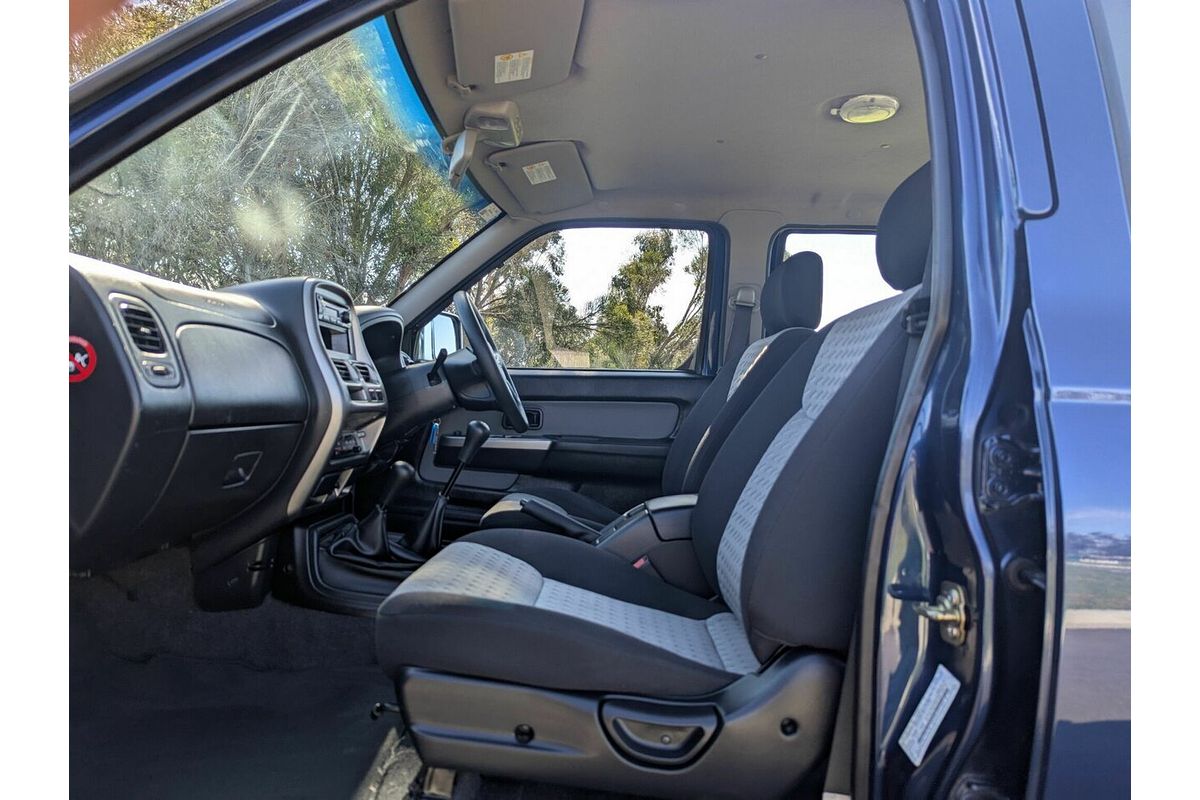 2010 Nissan Navara ST-R D22 4X4