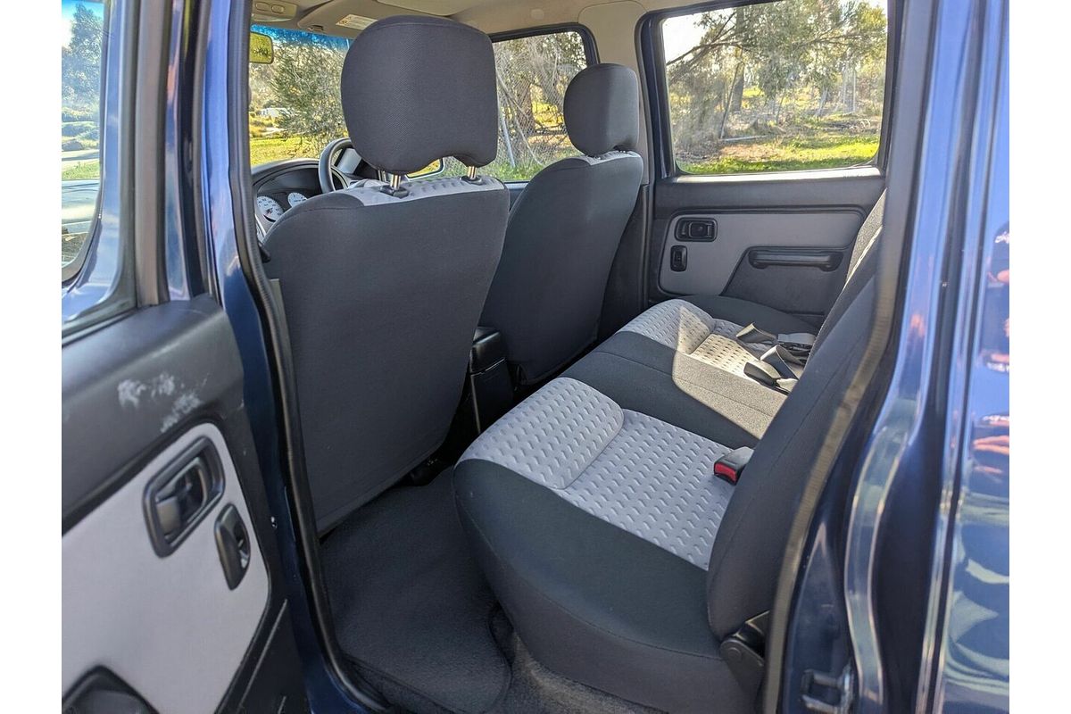 2010 Nissan Navara ST-R D22 4X4
