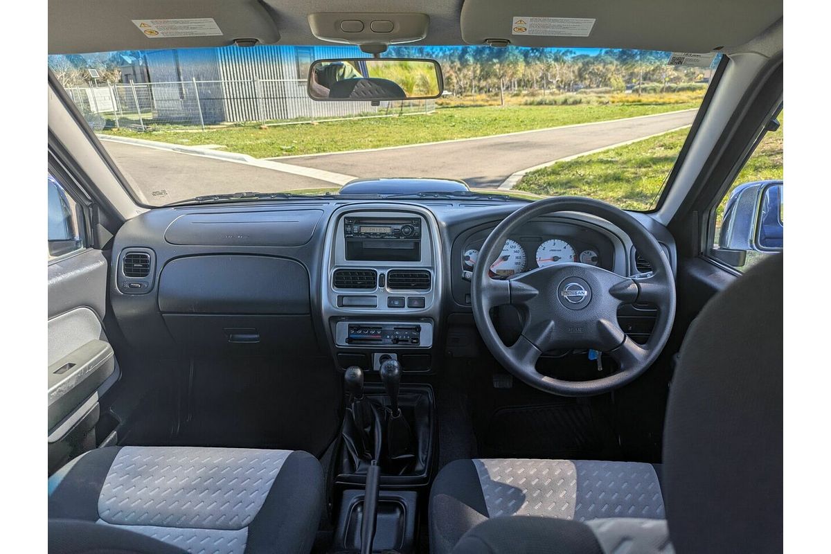 2010 Nissan Navara ST-R D22 4X4