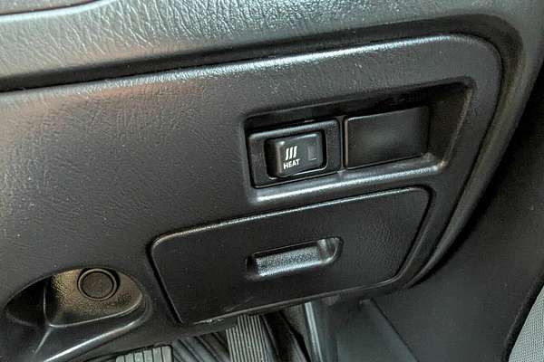 2010 Nissan Navara ST-R D22 4X4