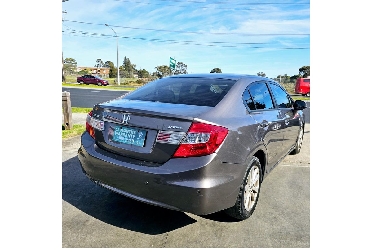 2013 Honda Civic VTi-L 9th Gen Ser II