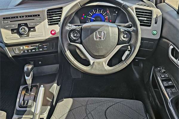 2013 Honda Civic VTi-L 9th Gen Ser II