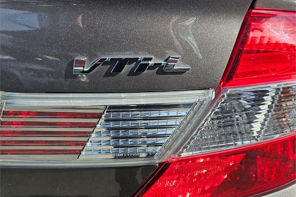 2013 Honda Civic VTi-L 9th Gen Ser II