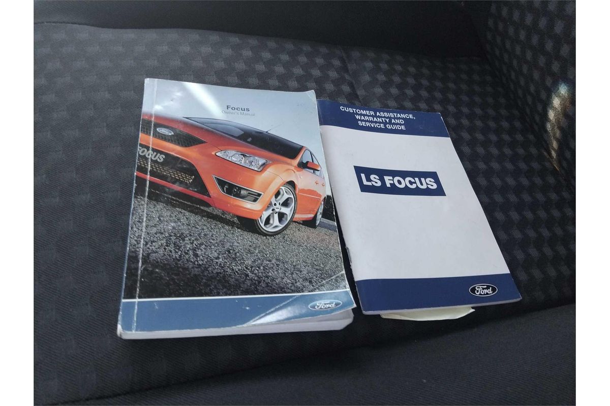 2006 Ford Focus CL LS