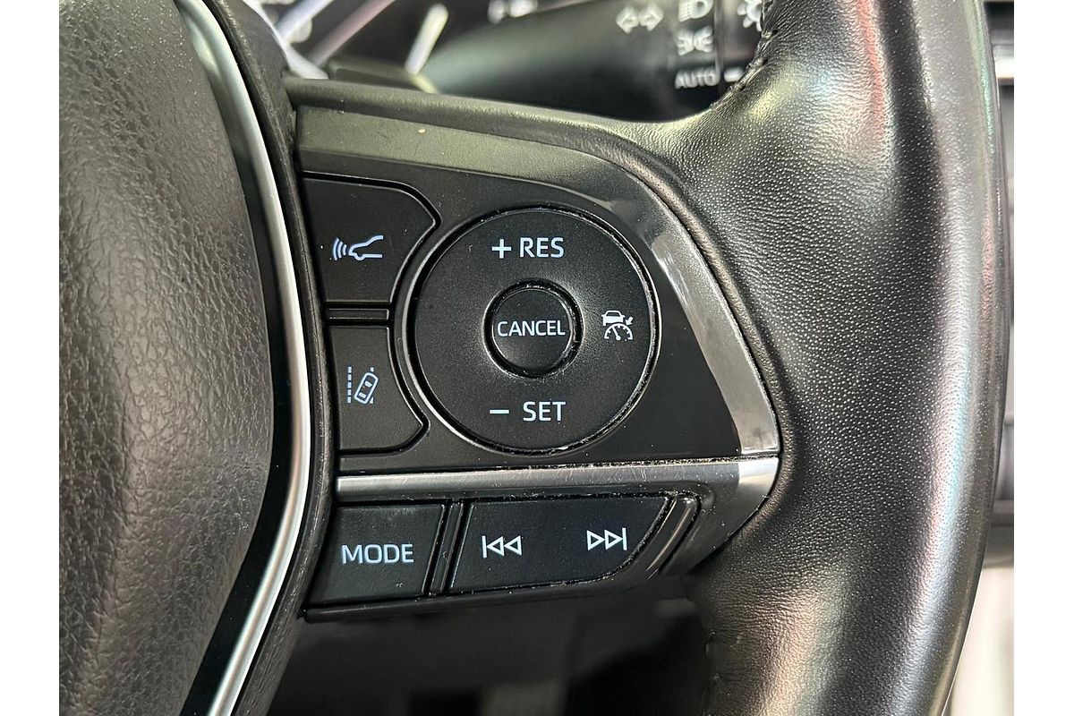 2019 Toyota Camry SX ASV70R