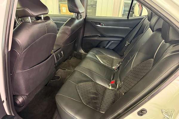 2019 Toyota Camry SX ASV70R