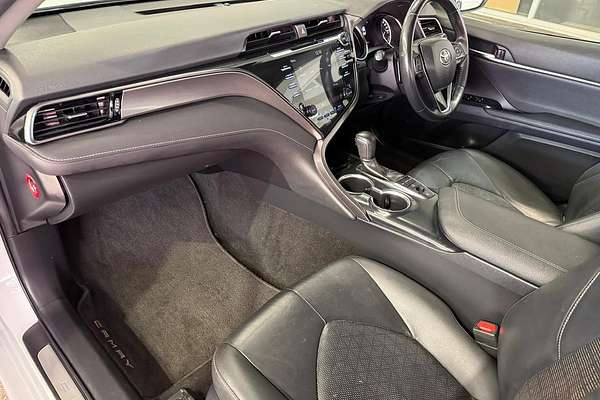 2019 Toyota Camry SX ASV70R
