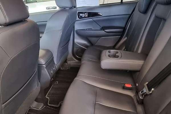 2023 Mitsubishi Eclipse Cross PHEV Exceed YB