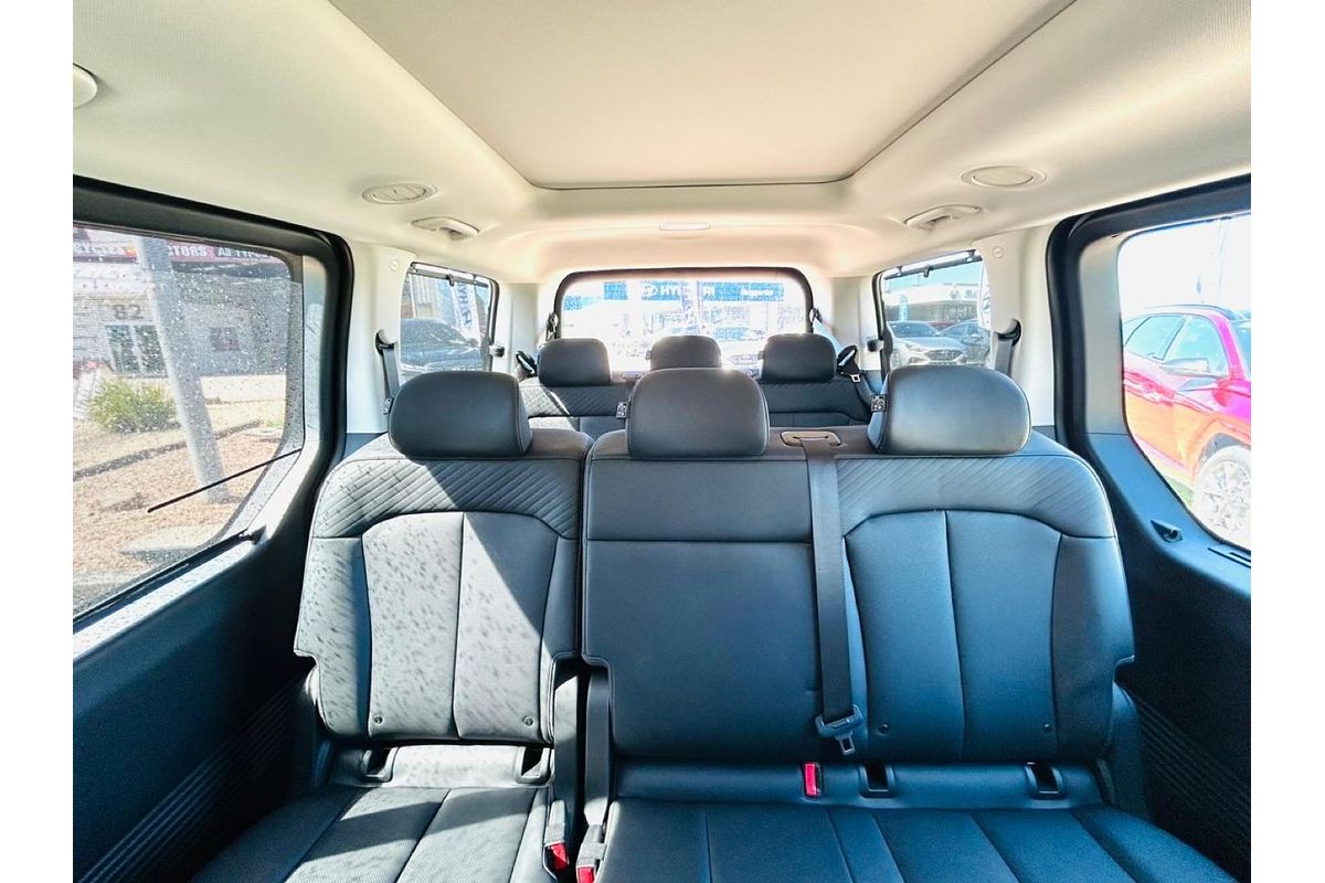 2023 Hyundai STARIA Highlander US4.V2