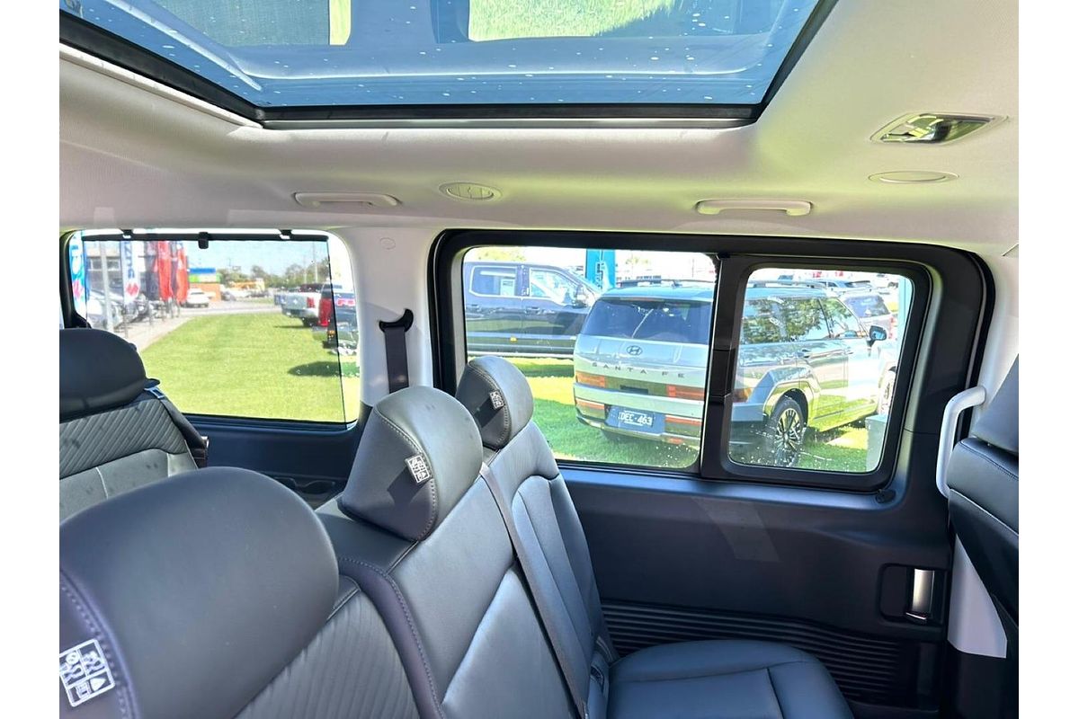 2023 Hyundai STARIA Highlander US4.V2