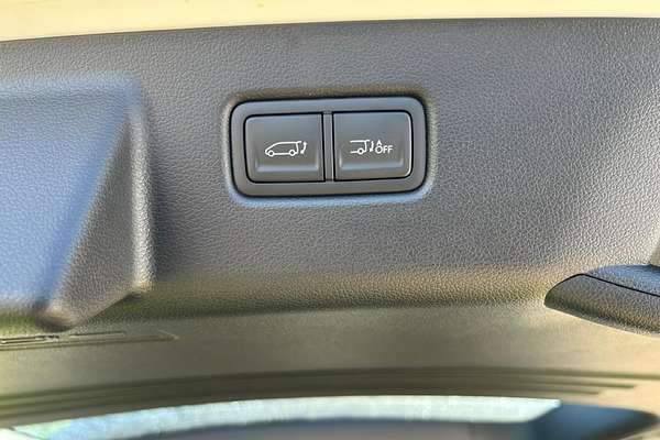 2023 Hyundai STARIA Highlander US4.V2