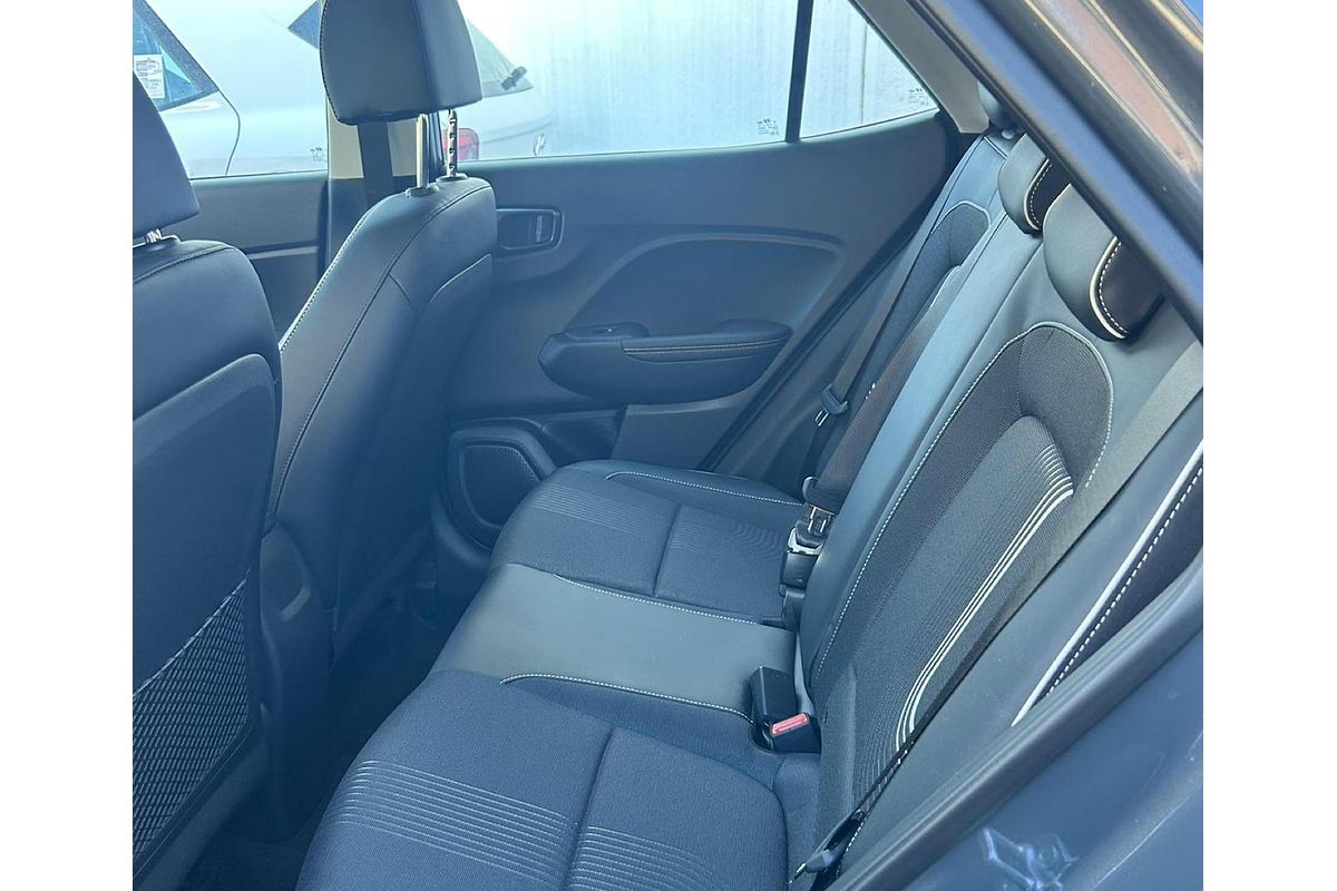 2025 Hyundai Venue Active QX.V5