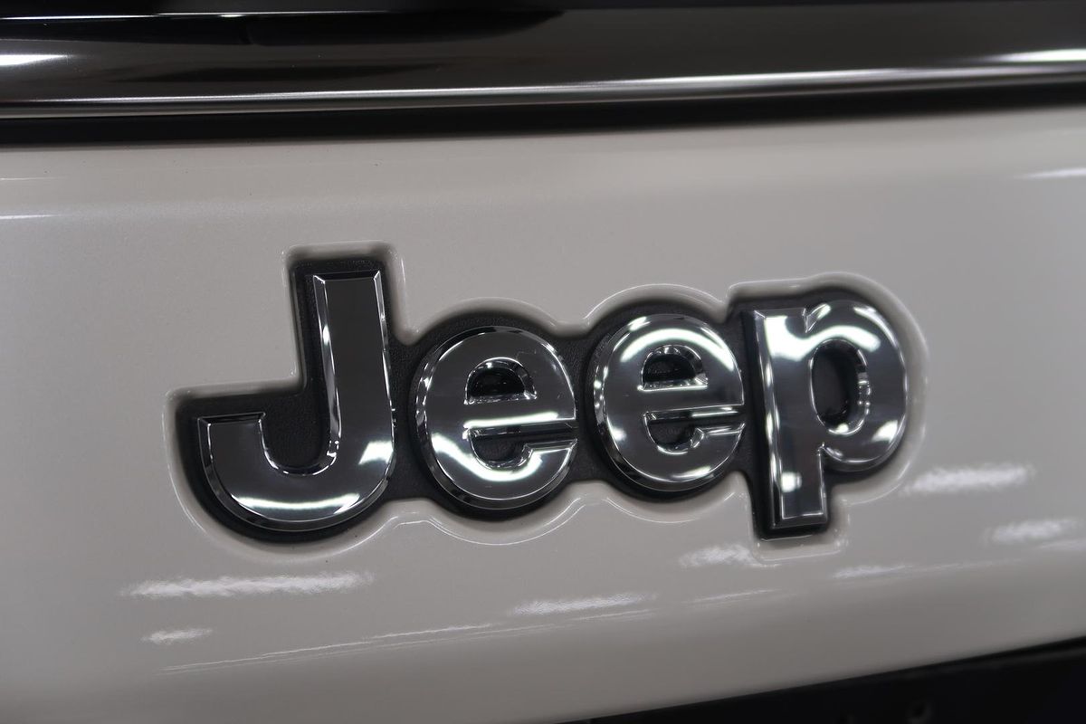 2021 Jeep Compass Limited M6