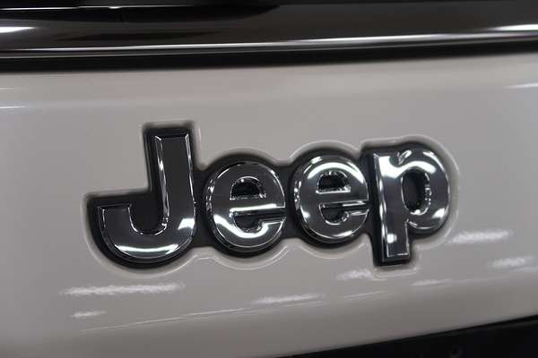 2021 Jeep Compass Limited M6