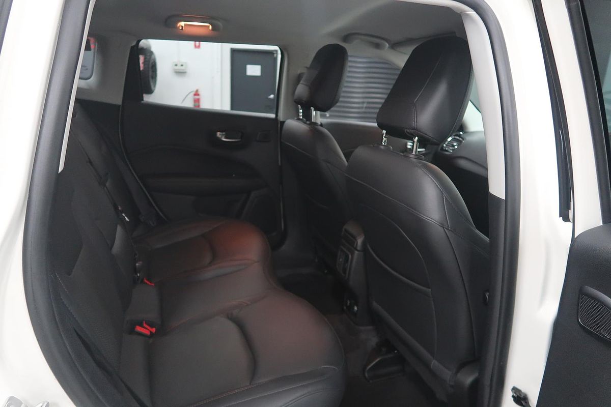 2021 Jeep Compass Limited M6