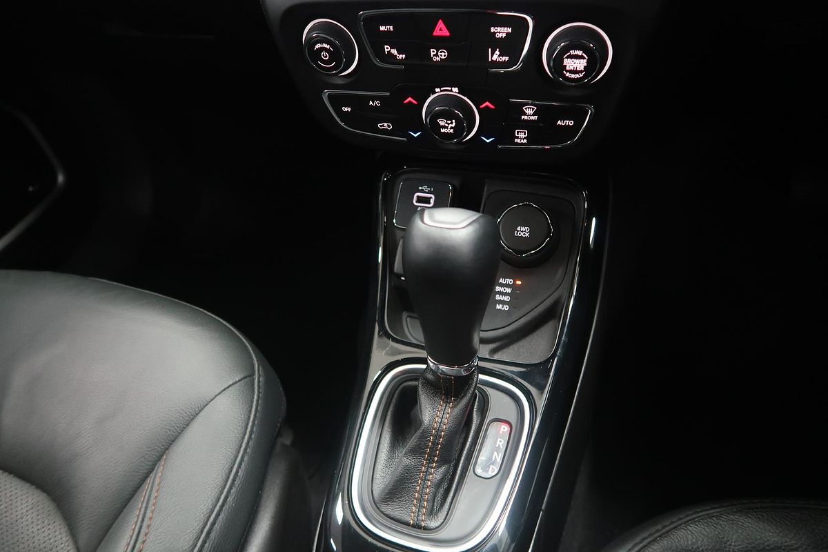 2021 Jeep Compass Limited M6