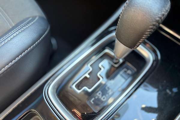 2019 Mitsubishi Outlander LS ZL