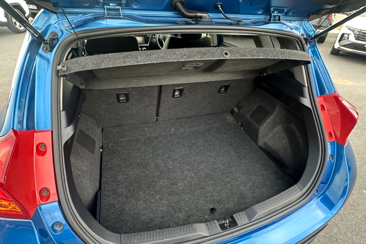 2013 Toyota Corolla Ascent Sport ZRE182R