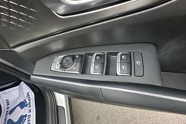 2022 Kia Sorento S MQ4