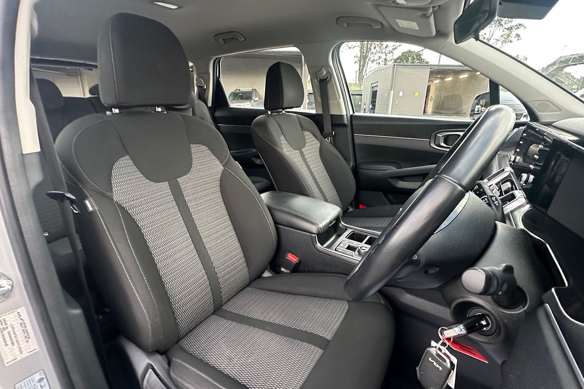 2022 Kia Sorento S MQ4
