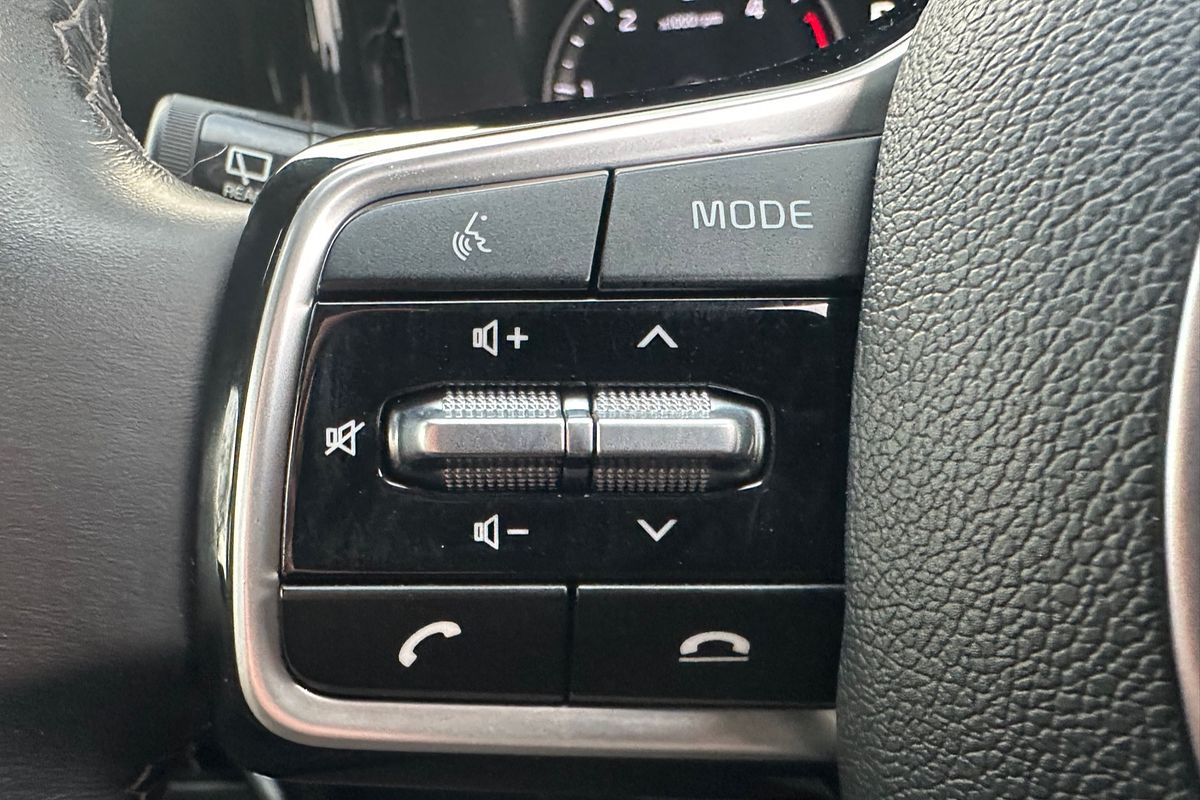 2022 Kia Sorento S MQ4