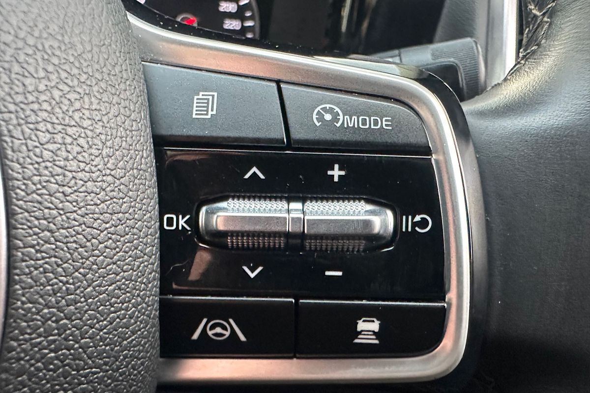 2022 Kia Sorento S MQ4