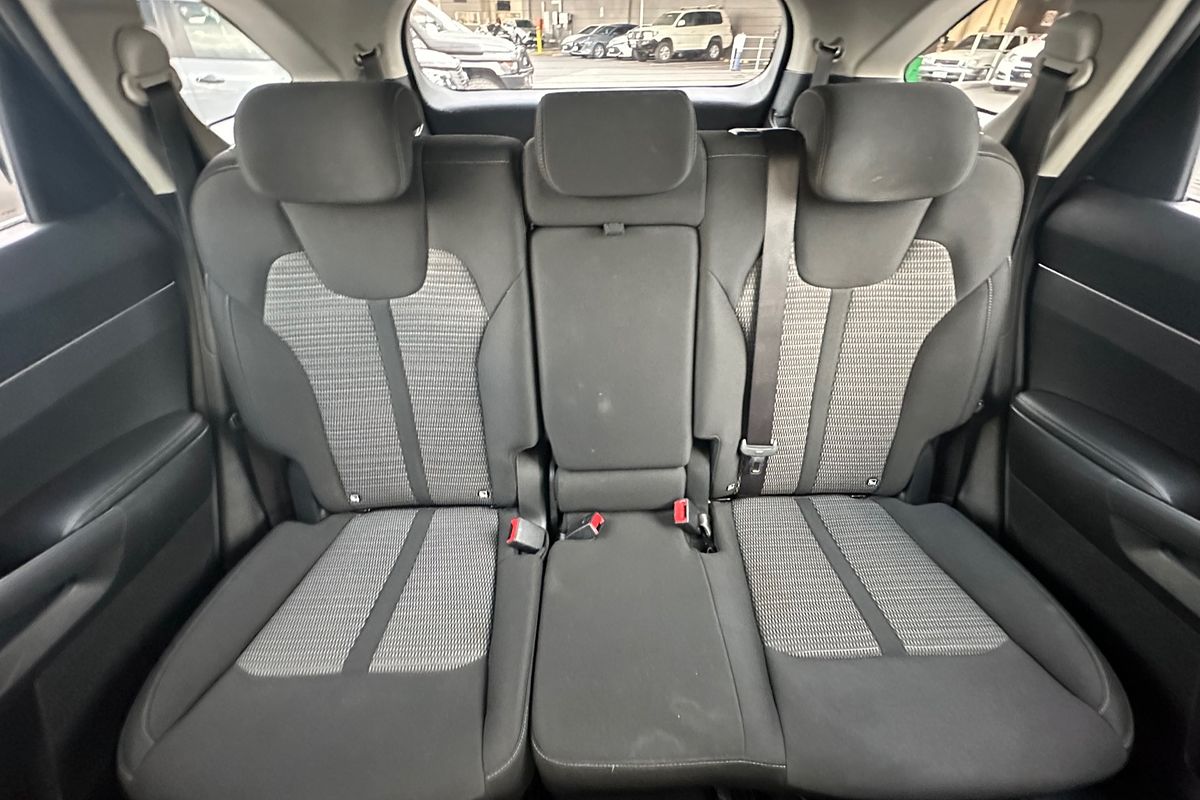 2022 Kia Sorento S MQ4