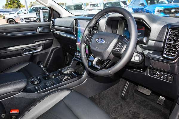 2025 Ford Everest Trend 2.0L