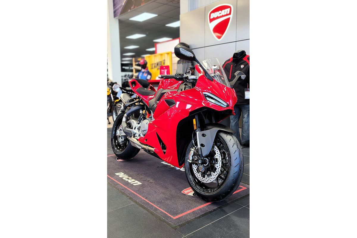 2025 Ducati PANIGALE V2