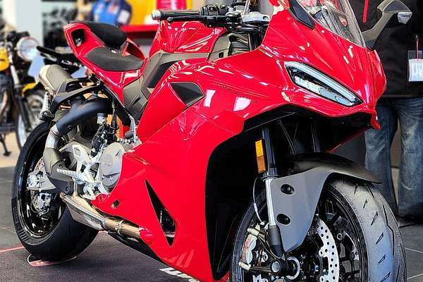 2025 Ducati PANIGALE V2