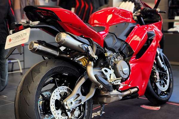 2025 Ducati PANIGALE V2