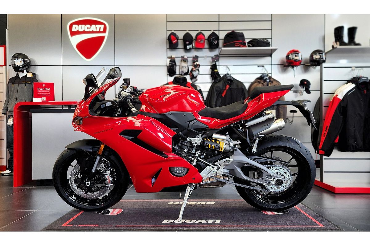 2025 Ducati PANIGALE V2