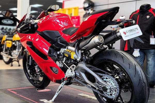 2025 Ducati PANIGALE V2
