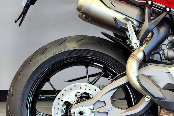 2025 Ducati PANIGALE V2