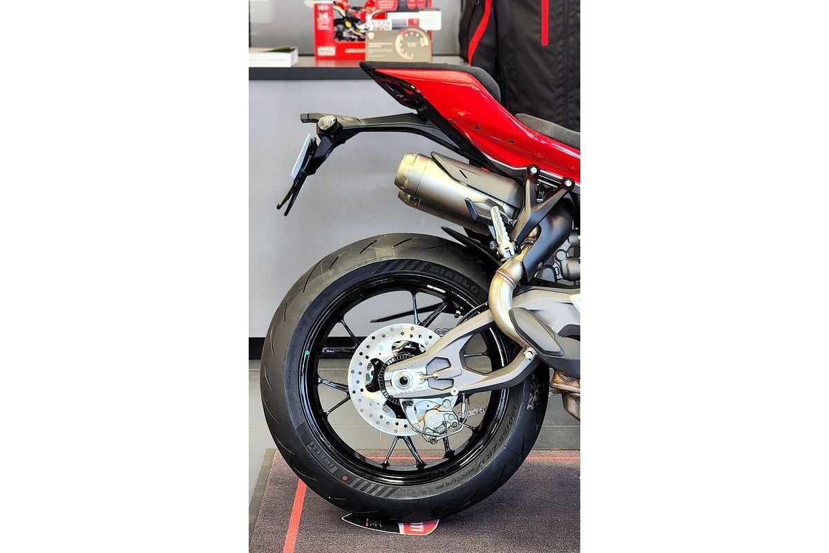 2025 Ducati PANIGALE V2