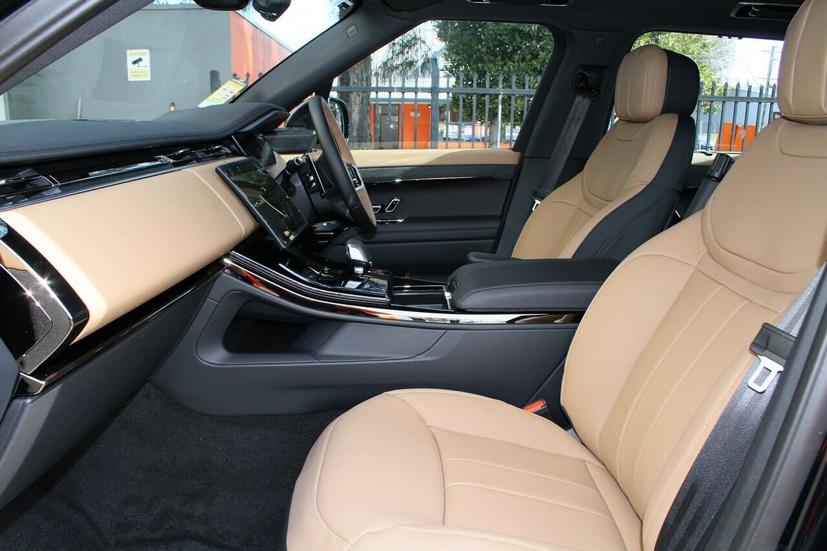 2025 Land Rover Range Rover Sport D350 Dynamic HSE L461