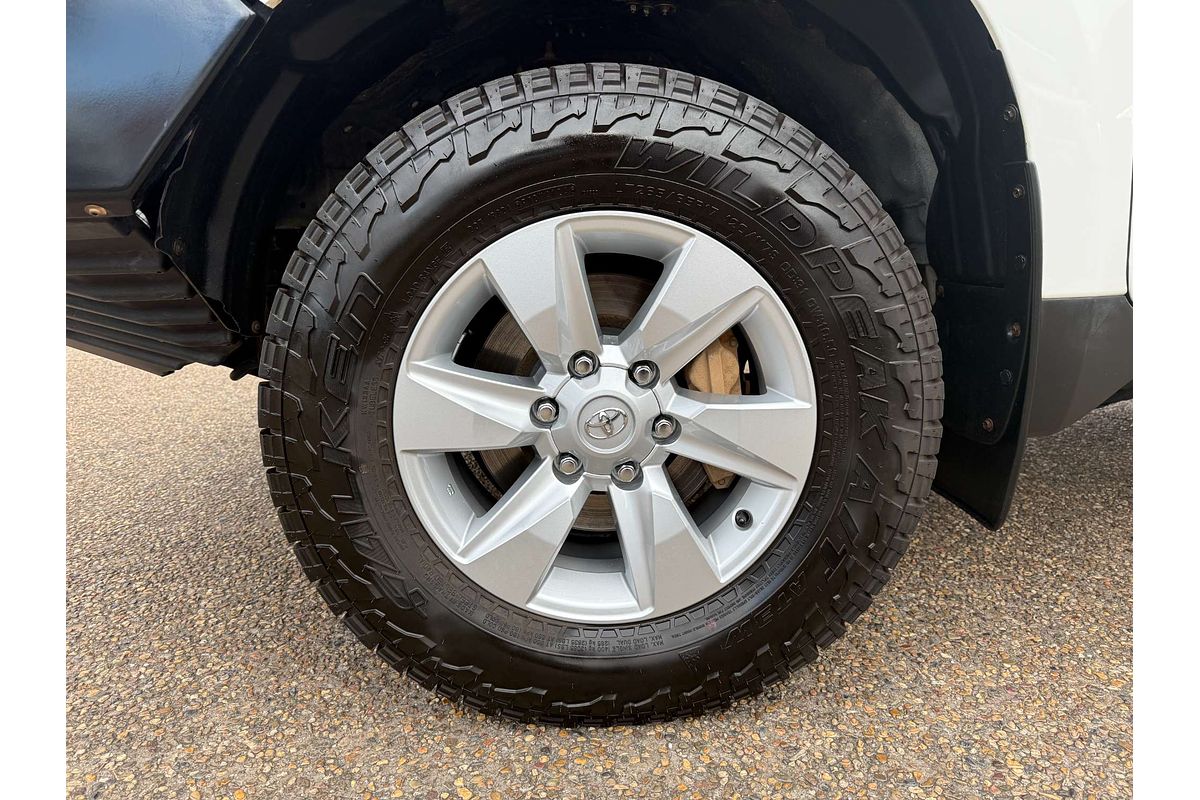 2022 Toyota Landcruiser Prado GX GDJ150R