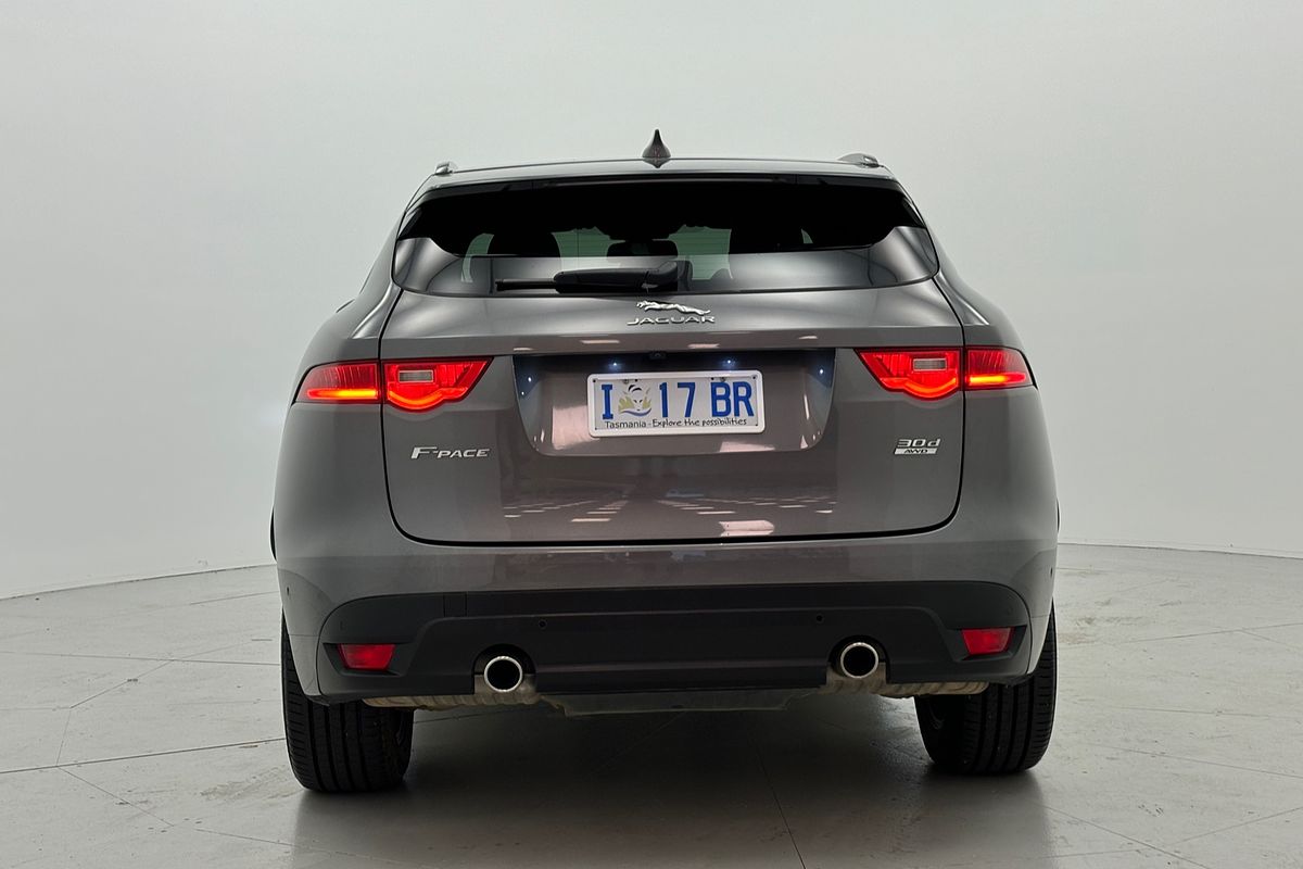 2017 Jaguar F-PACE 30d R-Sport X761