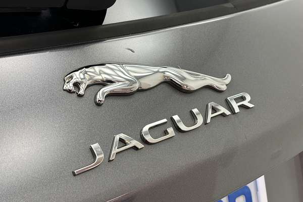 2017 Jaguar F-PACE 30d R-Sport X761