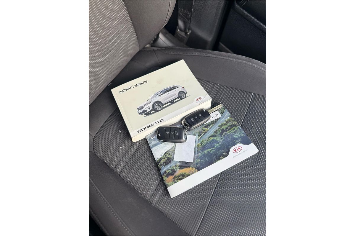 2020 Kia Sorento Si UM