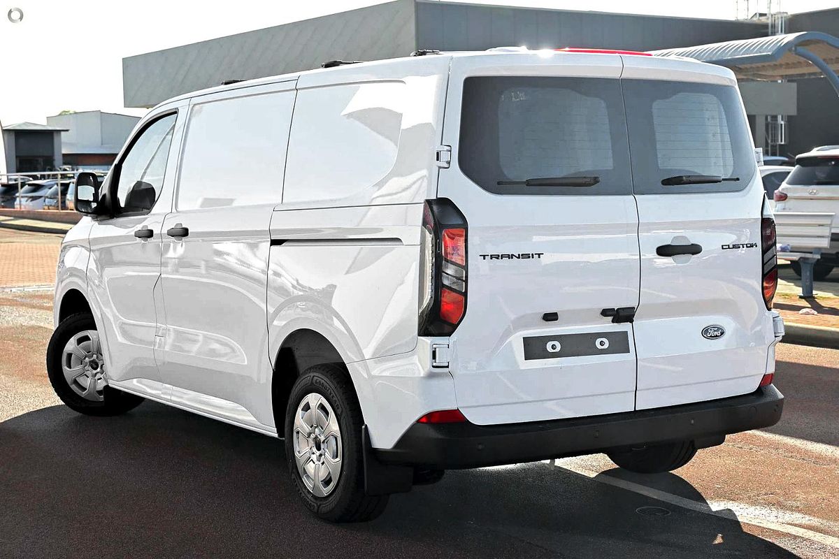 2025 Ford Transit Custom Trend SWB AV SWB