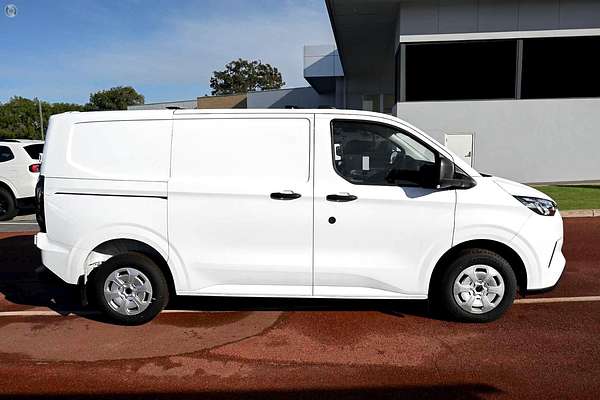 2025 Ford Transit Custom Trend SWB AV SWB