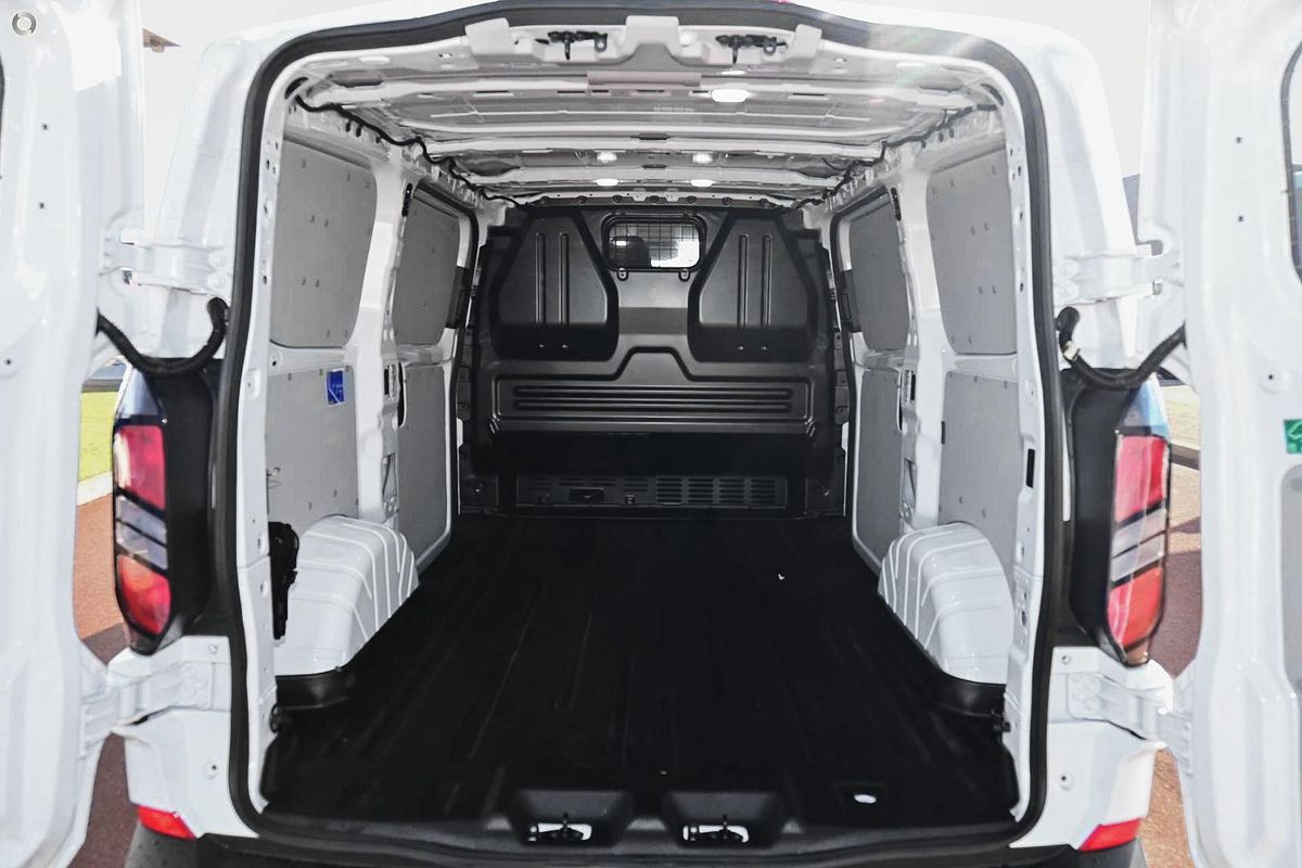 2025 Ford Transit Custom Trend SWB AV SWB