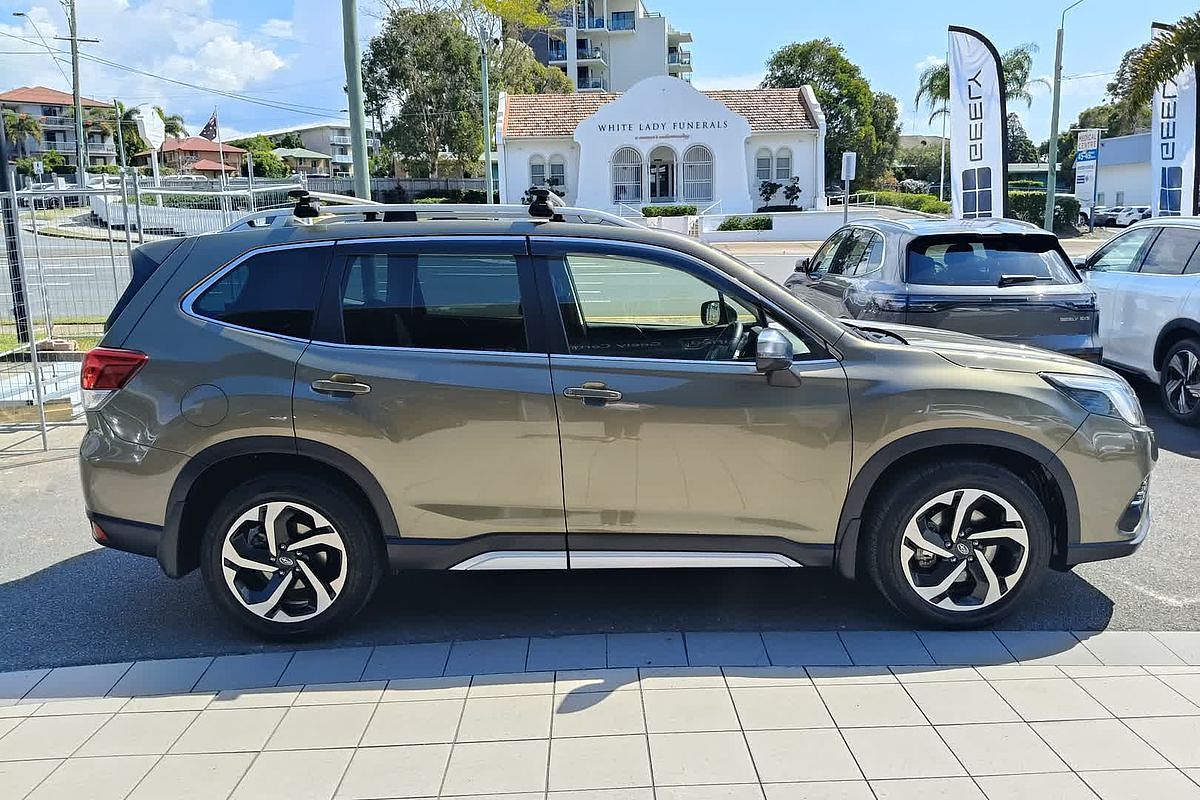 2022 Subaru Forester 2.5i-S S5
